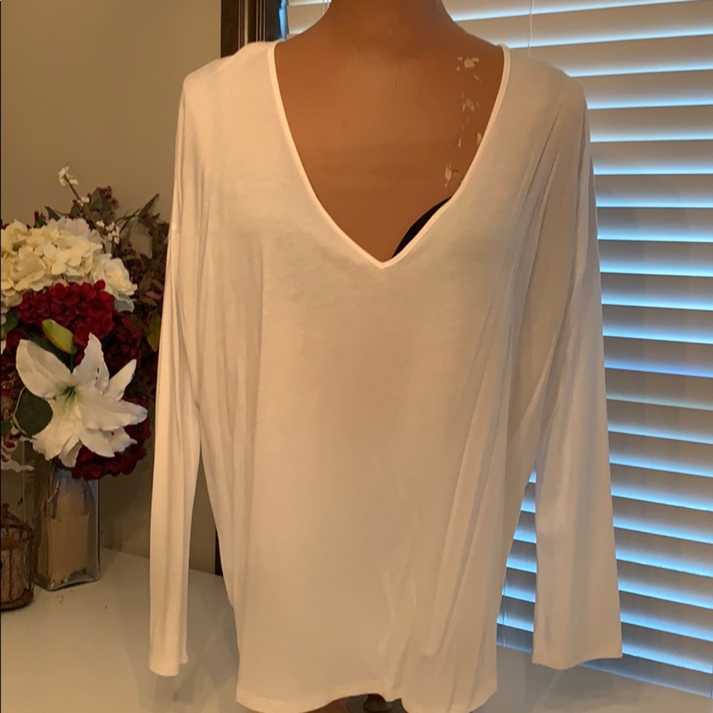 Long sleeve express white long sleeve tshirt